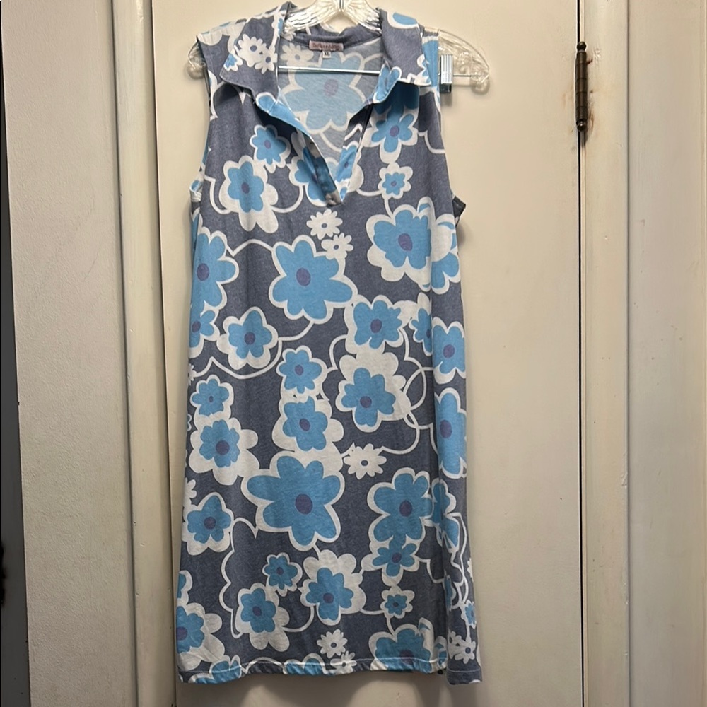 Floral Sleeveless Dress in Blue and White